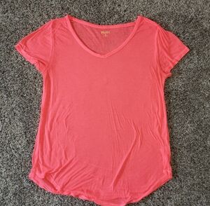 Mudd| Sheer Very Lightweight V-Neck Top